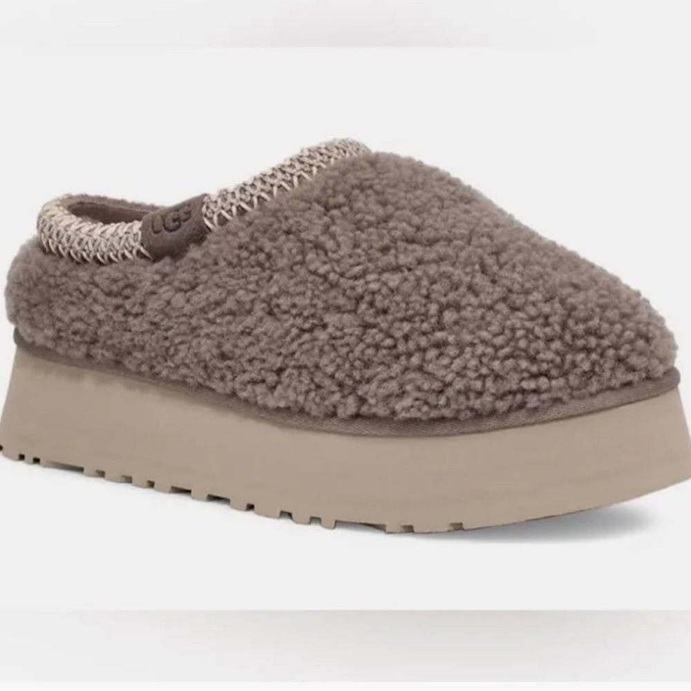 UGG Women's Tazz Platform shearling slipper